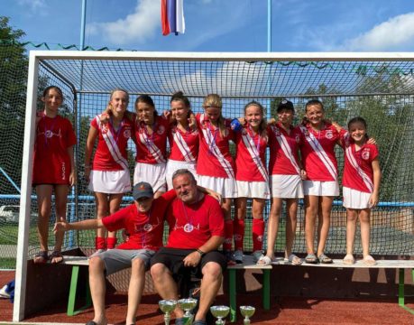 U12 Girls – děvčata nestačila pouze na naše kluky a berou zasloužené stříbro!