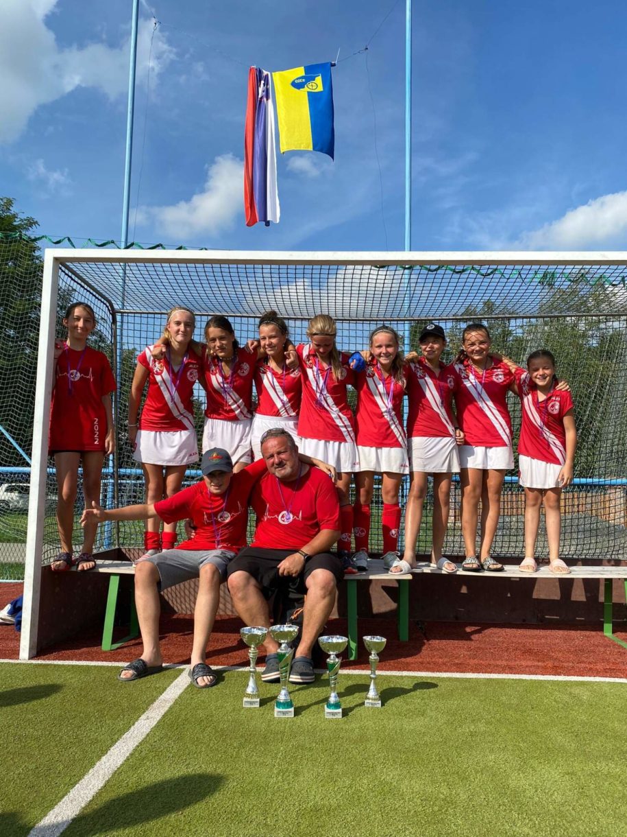 U12 Girls – děvčata nestačila pouze na naše kluky a berou zasloužené stříbro!