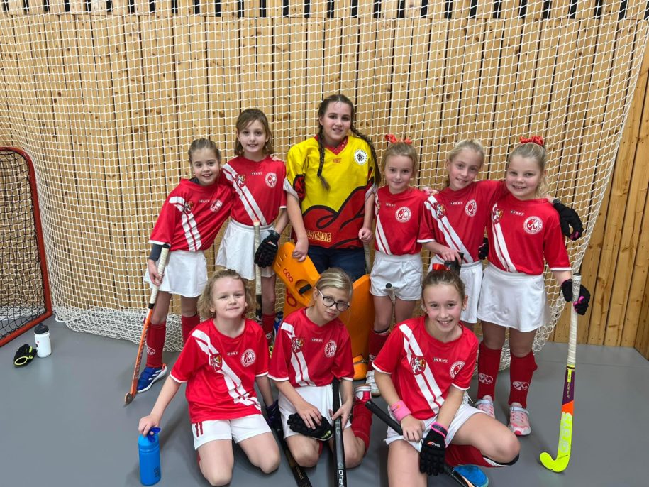 U10 „13“ děvčata na zkušenějšího soupeře z HC Praga nestačila