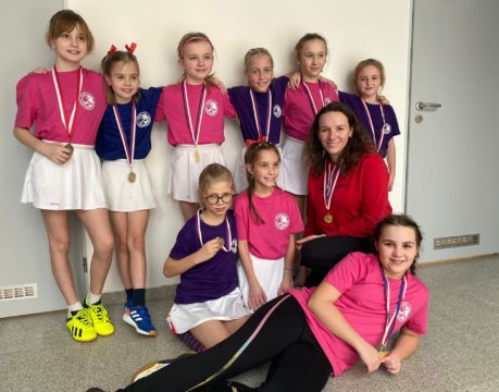 U10 „13“ Děvčata v halové soutěži berou třetí místo ve skupině o umístění