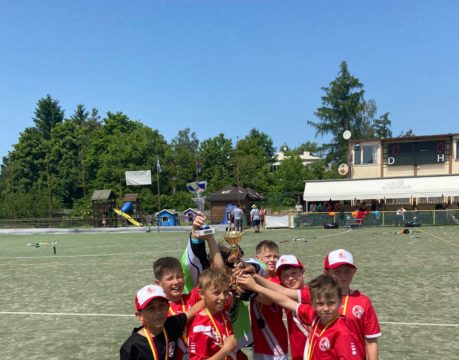 Kluci z U10 „12“ ovládli i finálový turnaj jara a stvrdili letošní dominanci ve své kategorii